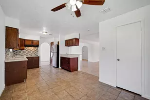 9618 S Petersham Dr, Houston, TX 77031 - Photo 16