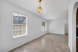 9618 S Petersham Dr, Houston, TX 77031 - Photo 6
