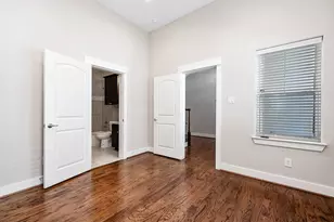 925 W 23rd St, Houston, TX 77008 - Photo 8