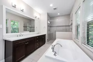 925 W 23rd St, Houston, TX 77008 - Photo 22