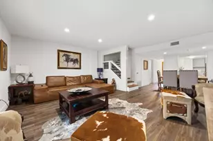 1255 Blalock Rd, Houston, TX 77055 - Photo 1