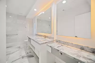 2120 Southgate Boulevard, Houston, TX 77030 - Photo 32
