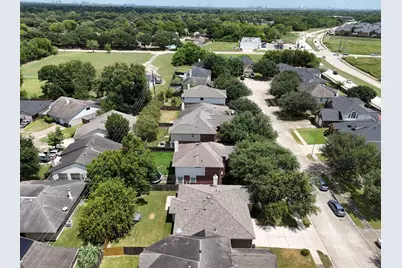 17234 Trace Glen Lane, Houston, TX 77083 - Photo 34