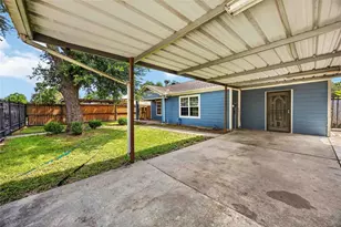 2010 Dade St, Pasadena, TX 77502 - Photo 2