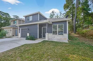 804 Pearl River Dr, Conroe, TX 77316 - Photo 1