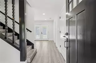 10406 Broadstairs St, Houston, TX 77013 - Photo 4