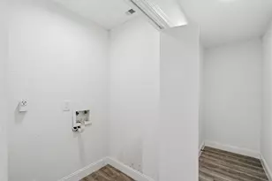 10406 Broadstairs St, Houston, TX 77013 - Photo 16