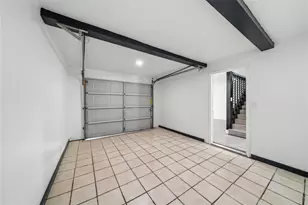 10406 Broadstairs St, Houston, TX 77013 - Photo 12