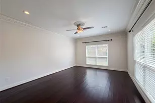 1103 Fleetwood Pl Dr, Houston, TX 77079 - Photo 18