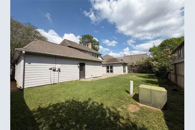 1103 Fleetwood Place Drive, Houston, TX 77079 - Photo 32