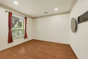 13911 Blue Vista Dr, Sugar Land, TX 77498 - Photo 4