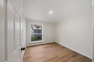 238 Point Clear Dr, Conroe, TX 77304 - Photo 16