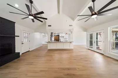 238 Point Clear Drive, Conroe, TX 77304 - Photo 4