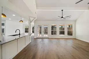 238 Point Clear Dr, Conroe, TX 77304 - Photo 6