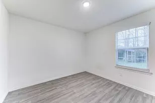 7925 Way St, Houston, TX 77028 - Photo 22