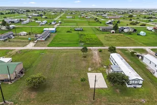 98 Catfish Dr, Palacios, TX 77465 - Photo 6