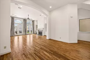 5817 Feagan St, Houston, TX 77007 - Photo 8