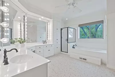 27030 Masters Pkwy, Spicewood, TX 78669 - Photo 24