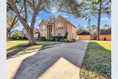 3411 Elmcrest Drive, Houston, TX 77088 - Photo 2