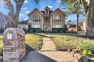 3411 Elmcrest Dr, Houston, TX 77088 - Photo 1