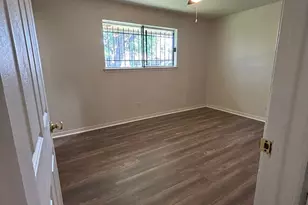 7223 Valmont Dr, Houston, TX 77016 - Photo 8