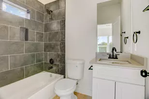 10514 Ashville Dr, Houston, TX 77051 - Photo 14