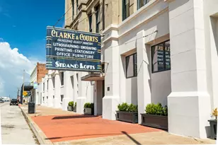 2400 Mechanic St, Galveston, TX 77550 - Photo 16