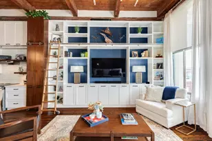 2400 Mechanic St, Galveston, TX 77550 - Photo 2