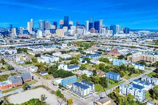 2524 Live Oak St, Houston, TX 77004 - Photo 4