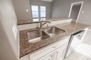 13165 Snow Ln, Willis, TX 77318 - Photo 10