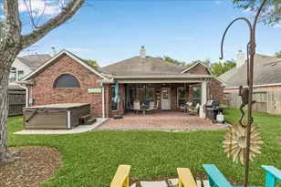 4505 Weathersfield Ct, League City, TX 77573 - Photo 26