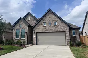 2407 Garden Arbor, Tomball, TX 77375 - Photo 2