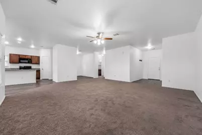 9850 Hunter Springs, Conroe, TX 77306 - Photo 6