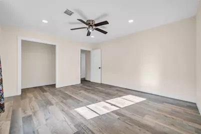 4011 Markley Street, Houston, TX 77087 - Photo 32