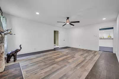 4011 Markley Street, Houston, TX 77087 - Photo 14