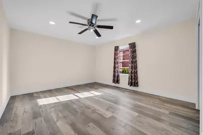 4011 Markley Street, Houston, TX 77087 - Photo 30