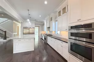 3910 Childress St, Houston, TX 77005 - Photo 2