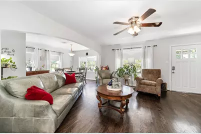 1601 Saxon Drive, Houston, TX 77018 - Photo 8