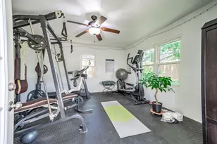 1601 Saxon Dr, Houston, TX 77018 - Photo 26