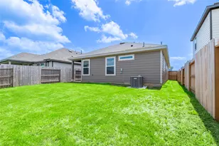 4519 Pinehurst Trce Dr, Pinehurst, TX 77362 - Photo 36