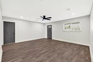 7614 Dixie Dr, Houston, TX 77087 - Photo 14