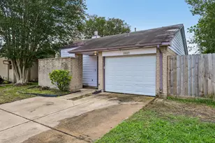 19927 Sutton Falls Dr, Cypress, TX 77433 - Photo 6