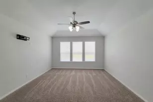 2470 Diamond D Dr, Beaumont, TX 77713 - Photo 22