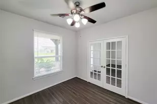 2470 Diamond D Dr, Beaumont, TX 77713 - Photo 20