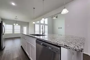 2470 Diamond D Dr, Beaumont, TX 77713 - Photo 12