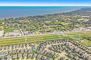 2451 Porto Way, League City, TX 77573 - Photo 42