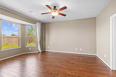 2451 Porto Way, League City, TX 77573 - Photo 14