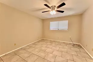2100 Austin St, Bay City, TX 77414 - Photo 10