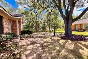 2100 Austin St, Bay City, TX 77414 - Photo 18
