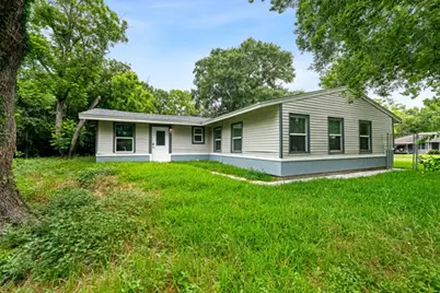 6058 Lyndhurst Drive, Houston, TX 77033 - Photo 24